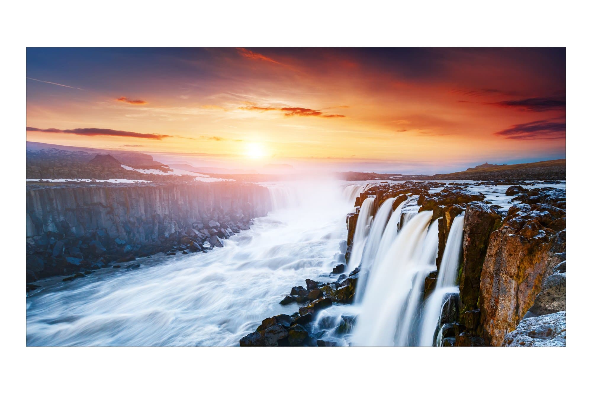 SAMSUNG SAMSUNG (VHC-R) VIDEO WALL, 55" LED FHD, 700NIT, DP, HDMI(2), LAN, 0.88MM BEZ, 24H/7D, 3YR LH55VHCRBGBXXY